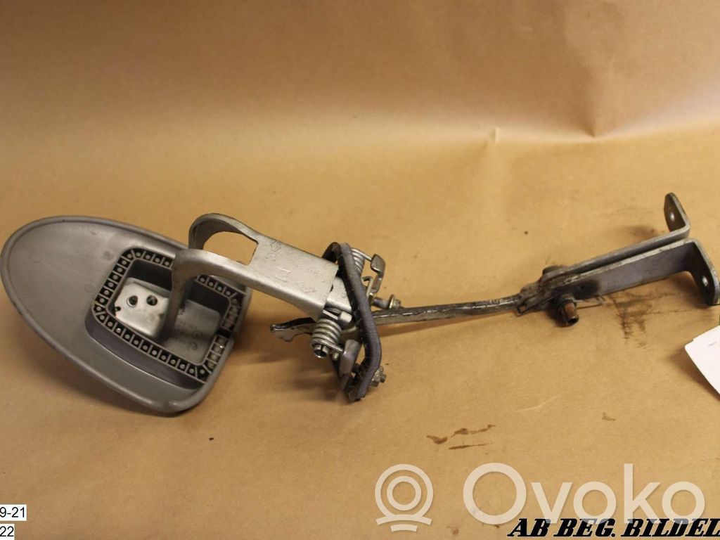 Opel Vivaro Rear door check strap stopper 