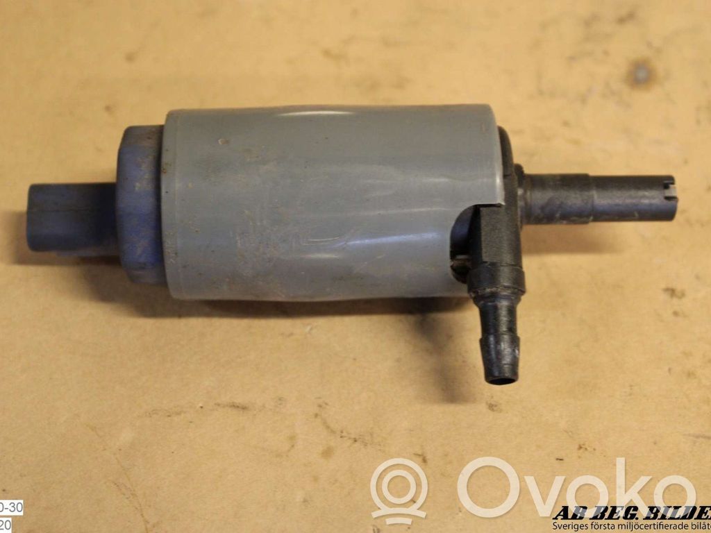 Headlight washer pump