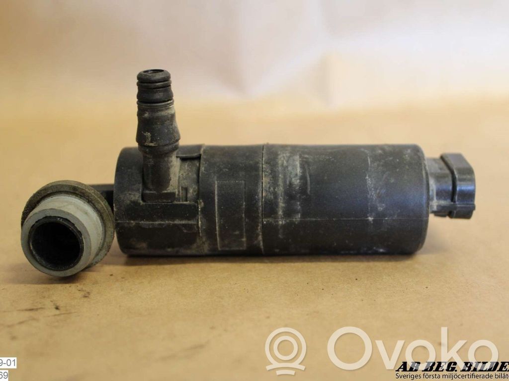 Headlight washer pump