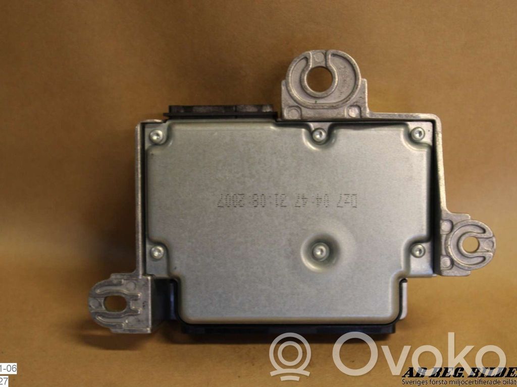 Renault Megane II Airbag control unit/module 