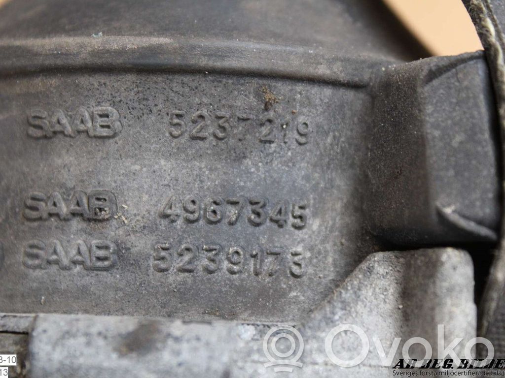 Engine mount bracket   5237219
