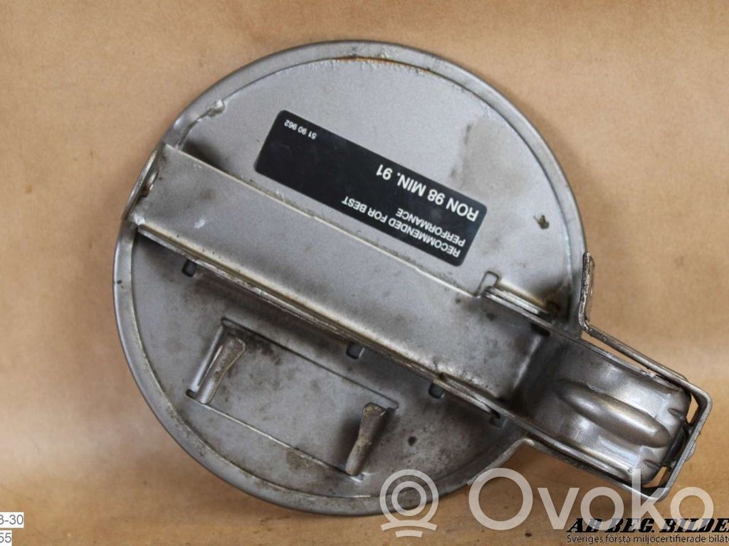 Saab 9-3 Ver1 Siłownik klapki wlewu paliwa 