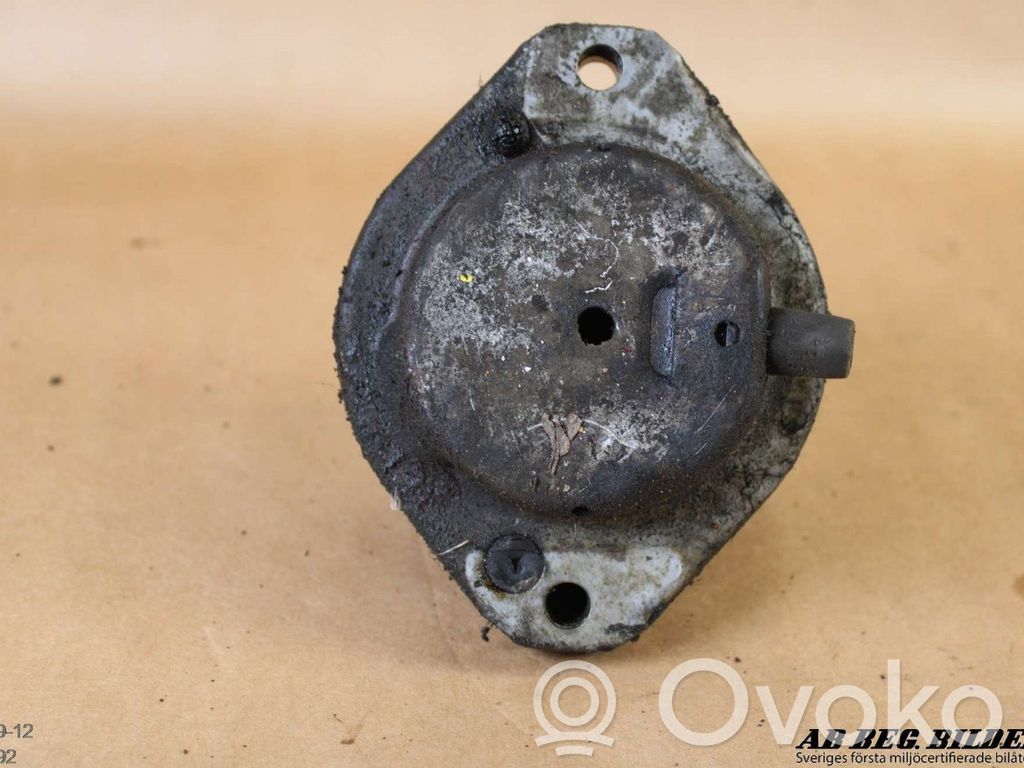 Soporte de montaje del motor   676109204