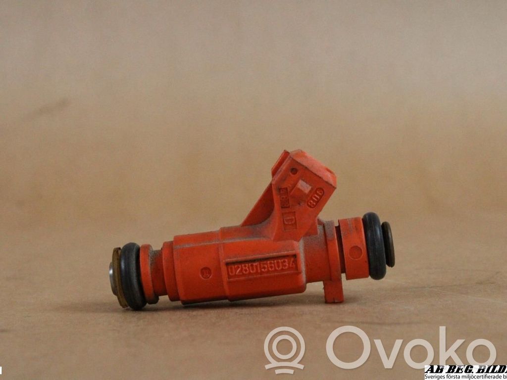 Peugeot 206 Fuel injector 