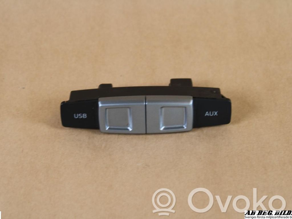 Seat Leon (1P) Enchufe conector USB 