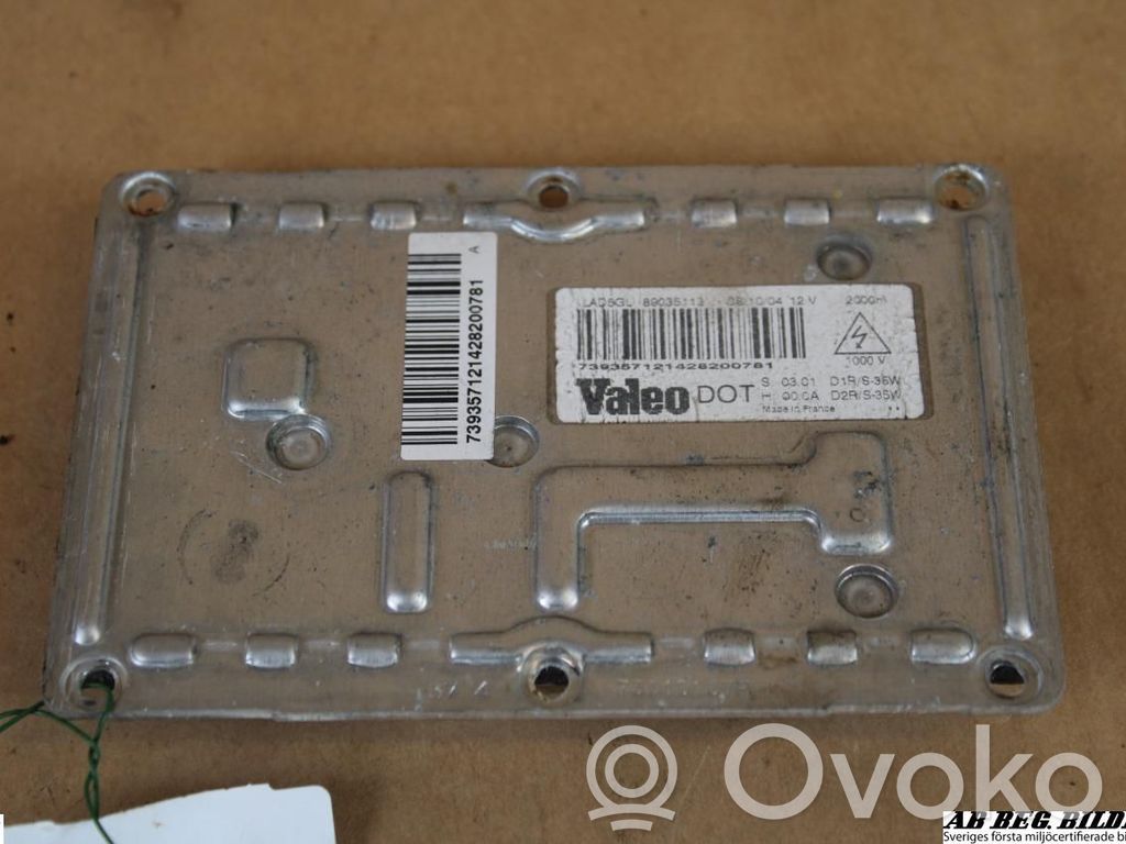 Volvo XC70 Light module LCM 