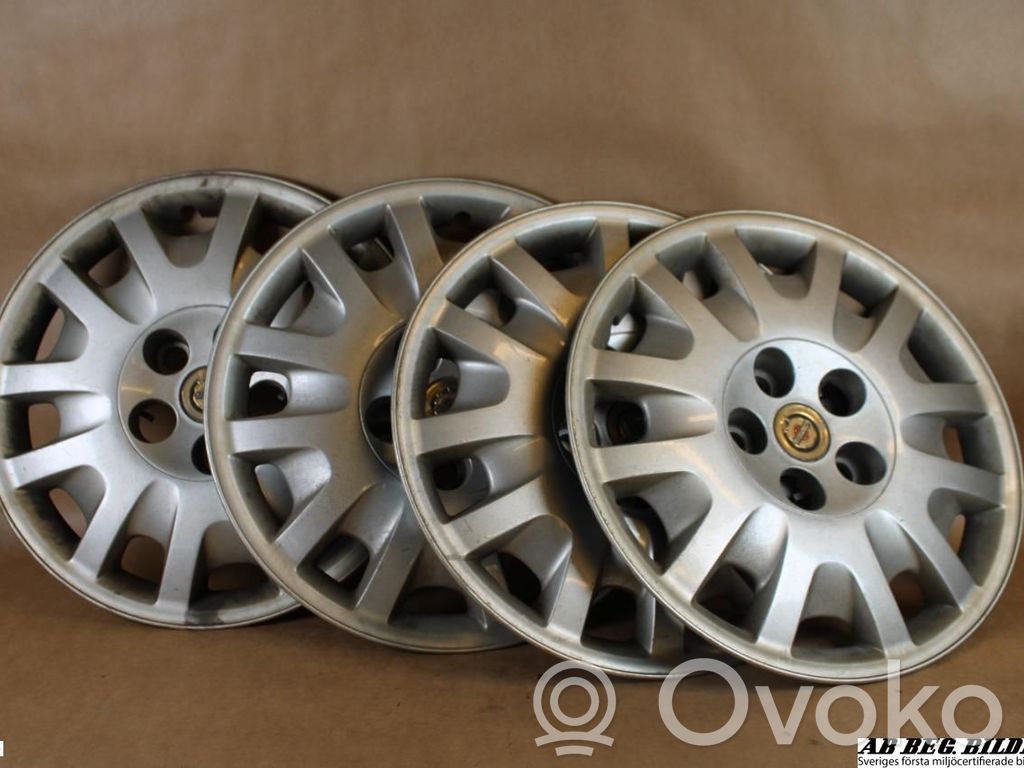 Tapacubos original de rueda   04766066AB