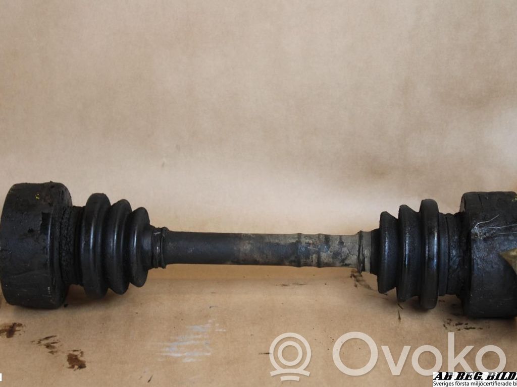Rear driveshaft   16035