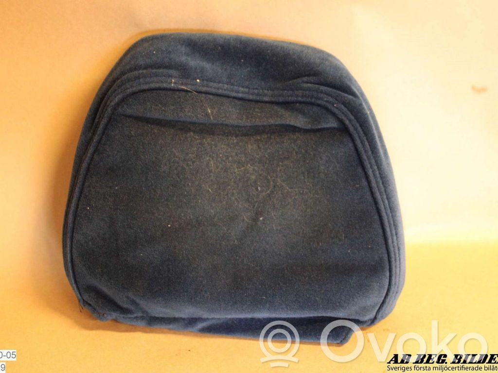 Volvo 240 Poggiatesta del sedile anteriore 