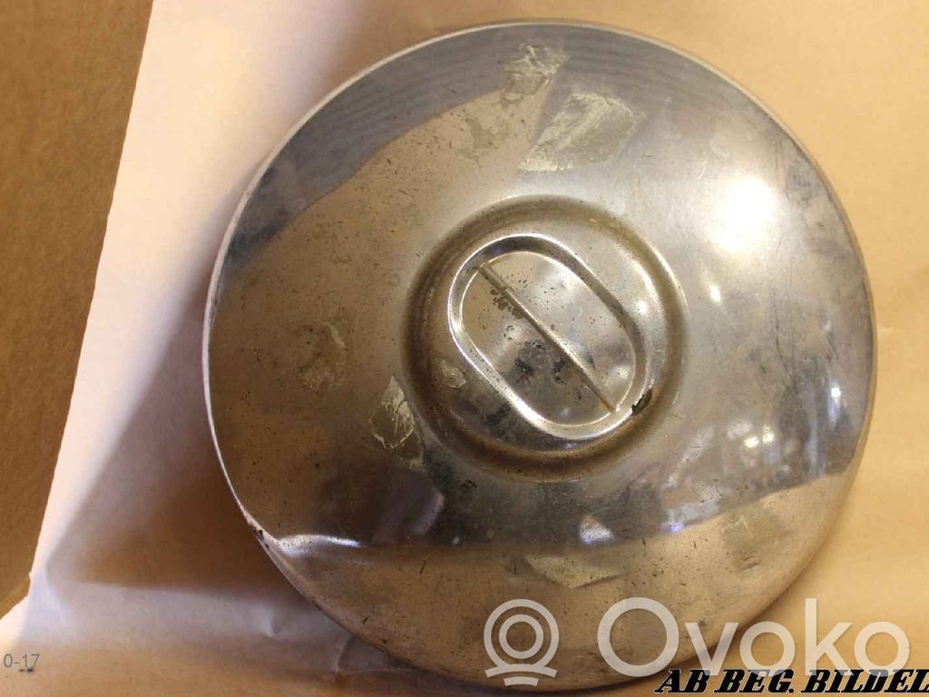 Opel Kapitan Capac roată original 
