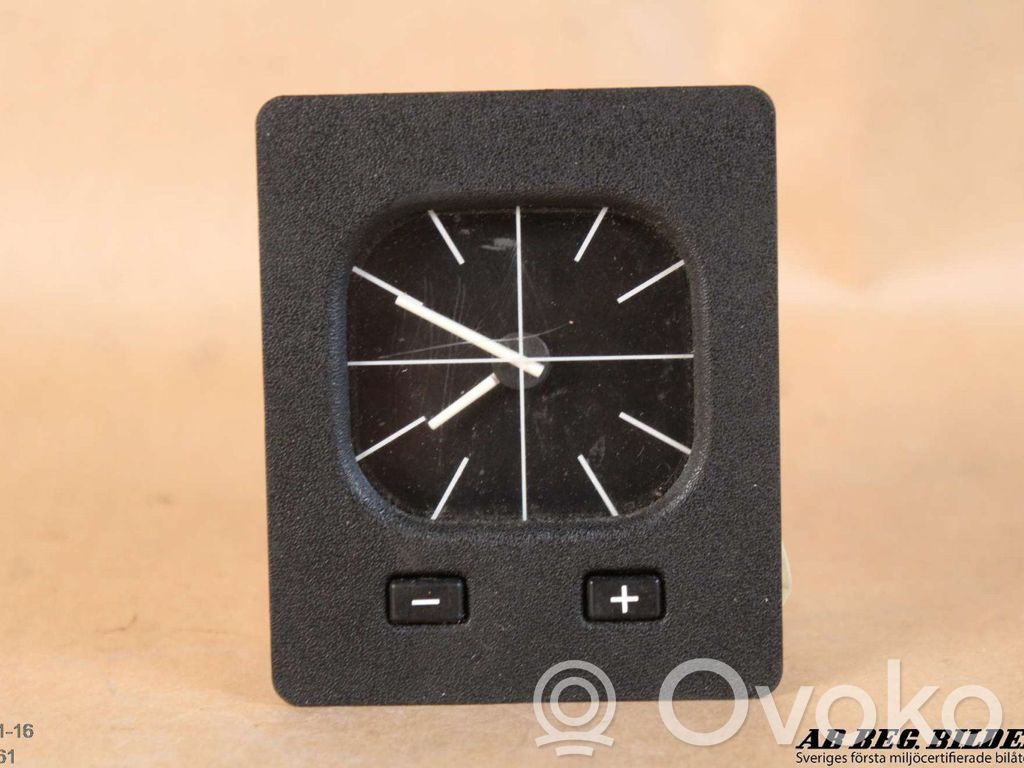Uhr   1376903