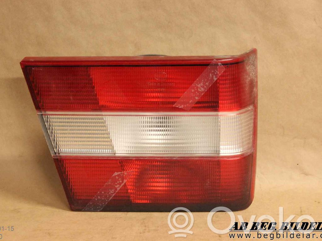 Volvo 940 Lampă spate în capacul portbagajului 