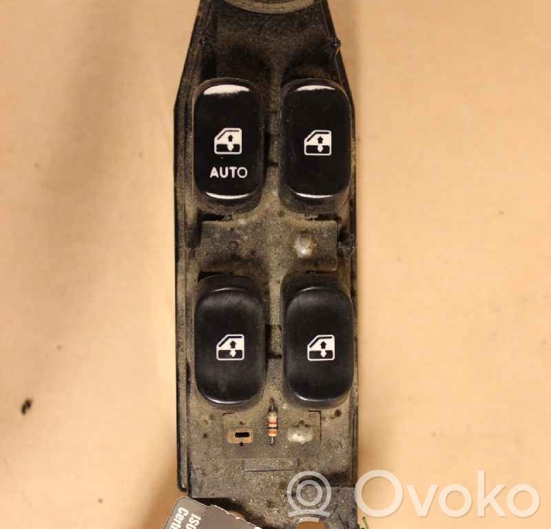 Hyundai Elantra Interrupteur commade lève-vitre