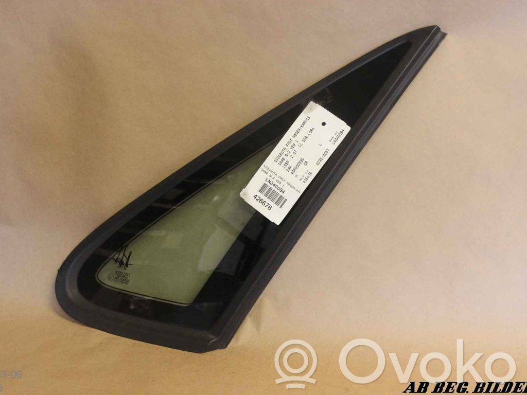 Saab 9-3 Ver1 Vidrio lateral trasero 