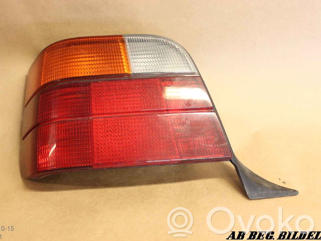 BMW 3 E36 Feux arrière / postérieurs 