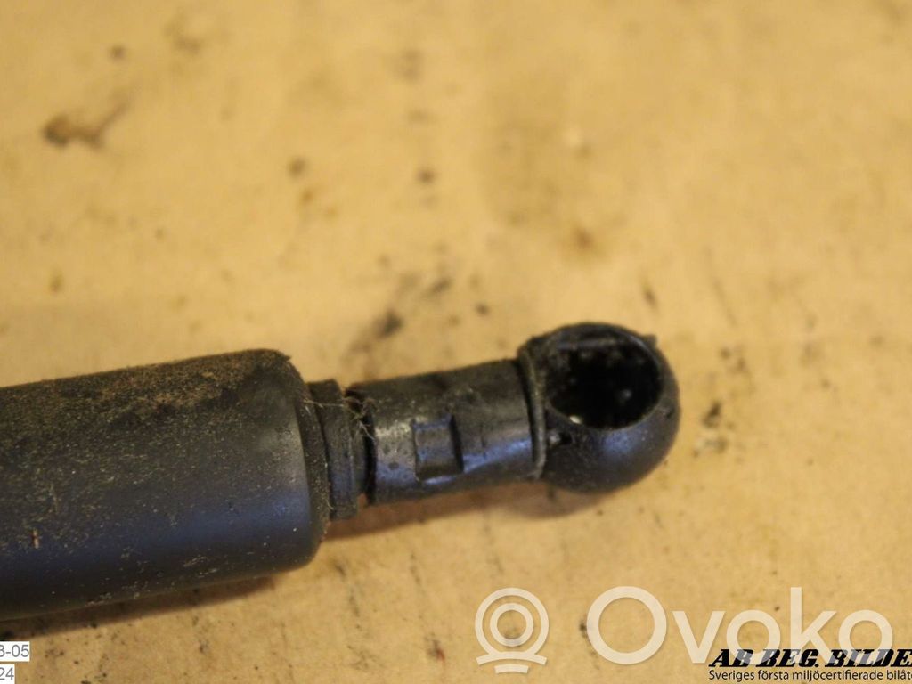 Saab 9-5 Amortizators ar atsperi 