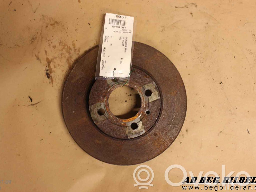 Volkswagen PASSAT B4 Disque de frein avant 