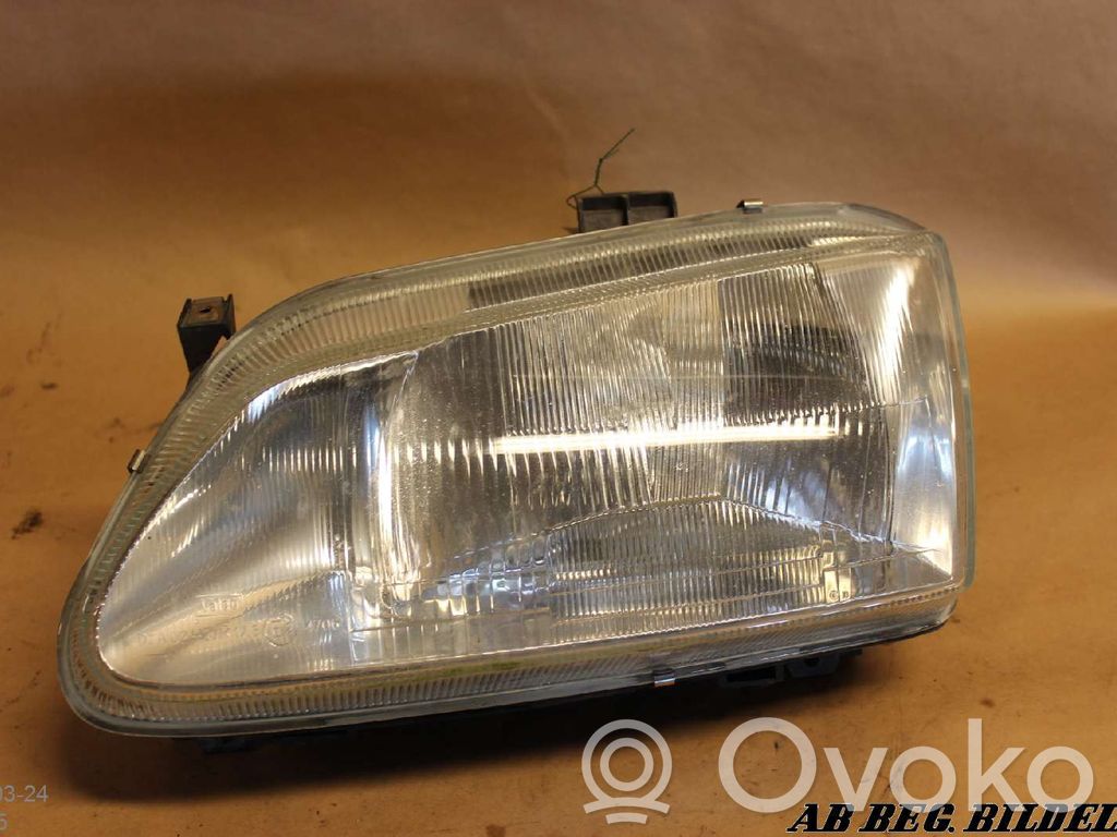 Renault Scenic I Etu-/Ajovalo 