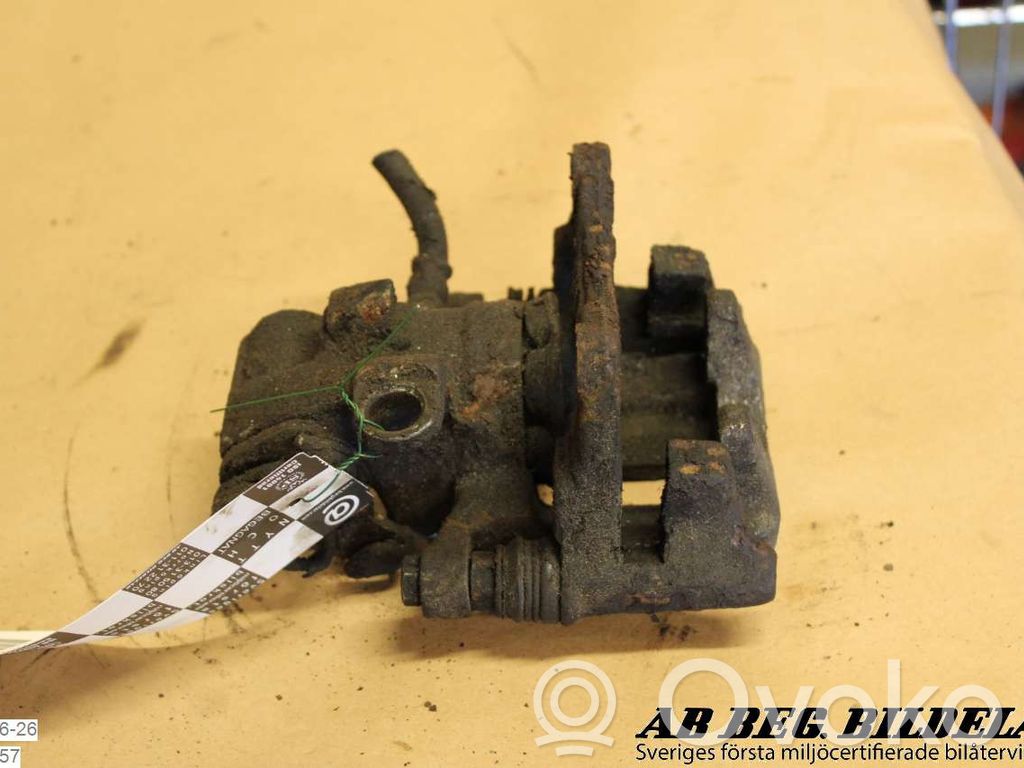 Peugeot 405 Tylny zacisk hamulcowy 