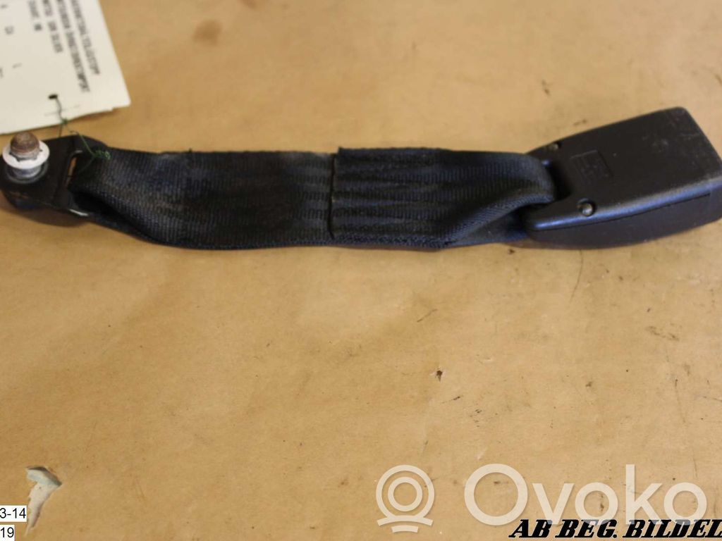 Mitsubishi Pajero Hebilla del cinturón delantero 
