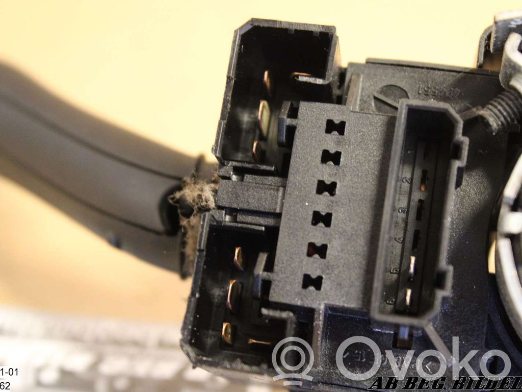 Audi A6 S6 C5 4B Leva/interruttore dell’indicatore di direzione e tergicristallo