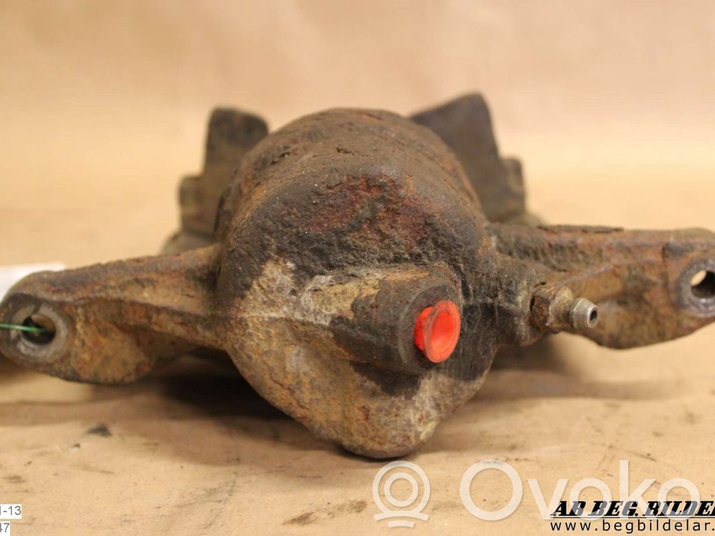 Ford Mondeo Mk III Bremssattel vorne 