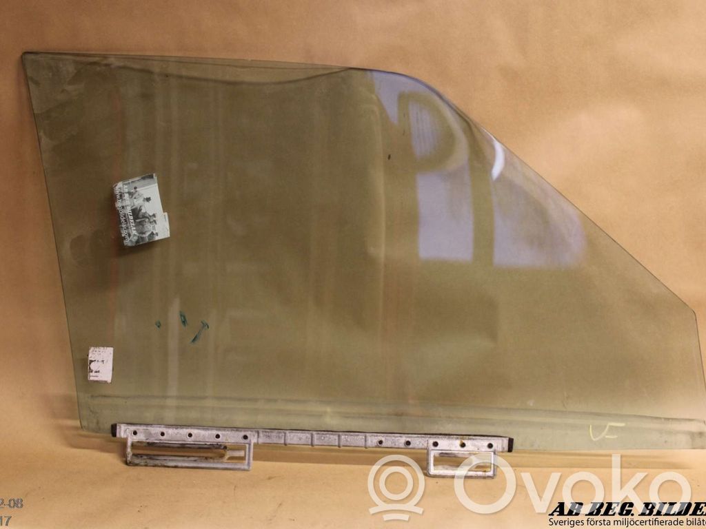 Volvo 740 priekšējo durvju stikls (četrdurvju mašīnai)