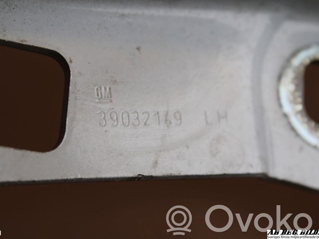 Opel Astra K Balamale capotă 