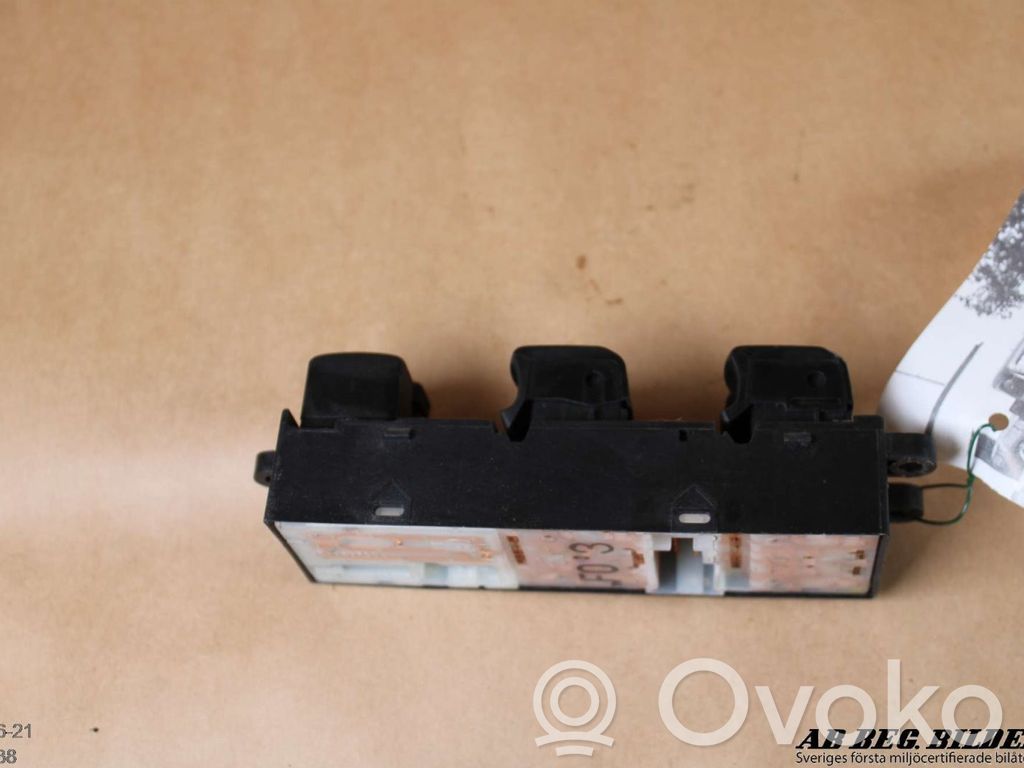 Subaru Impreza III Interruptor del elevalunas eléctrico 