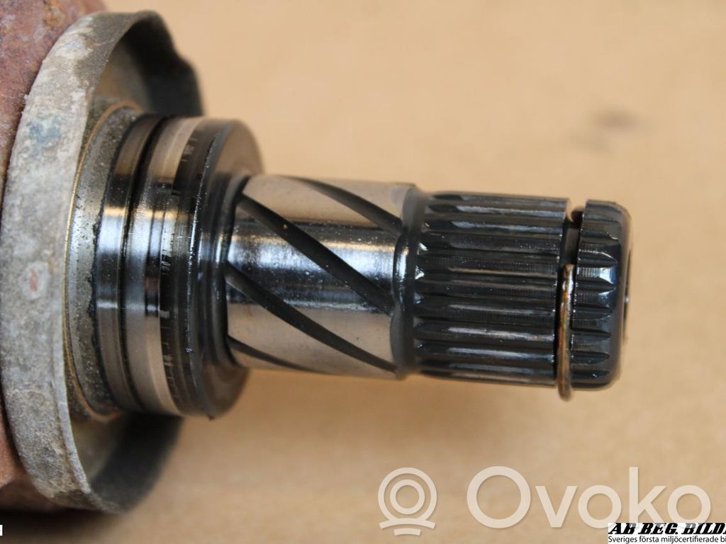 Nissan Primera Antriebswelle vorne