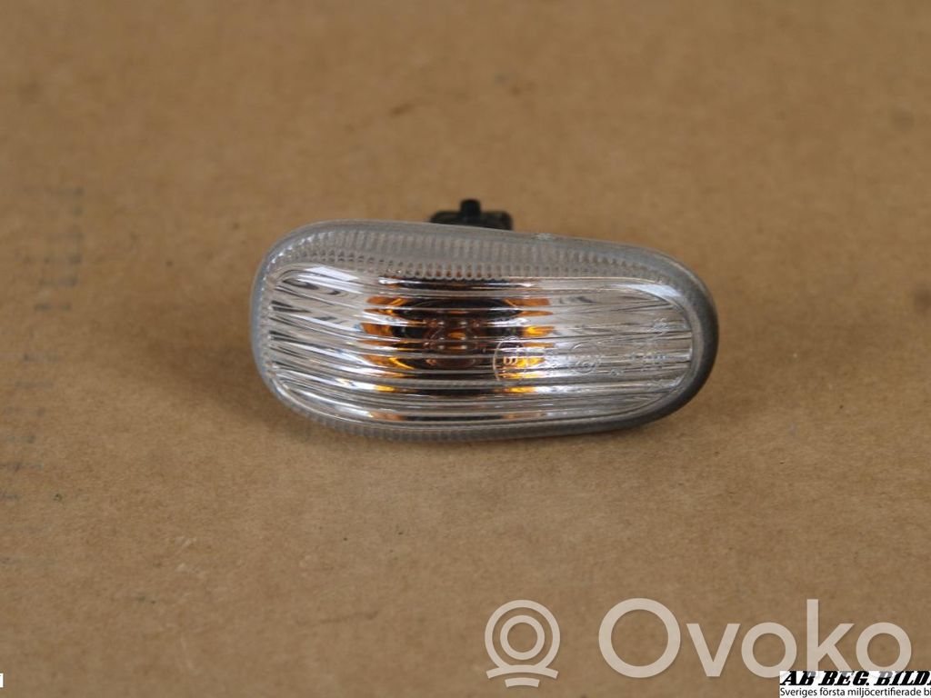 Saab 9-3 Ver2 Indicatore di direzione del parafango anteriore
