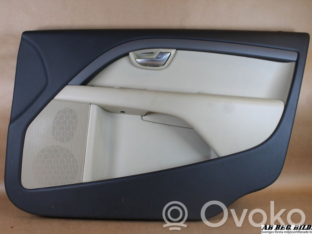 Volvo V70 Verkleidung Tür vorne