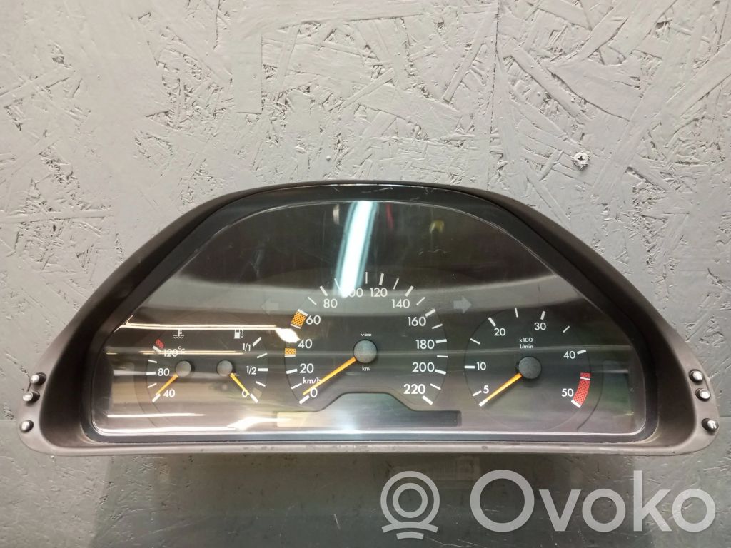 Mercedes-Benz E W210 Speedometer (instrument cluster) 