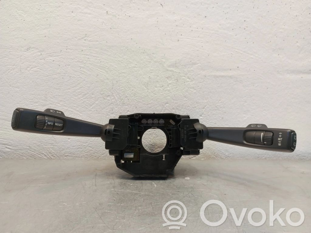 Volvo V50 Wiper turn signal indicator stalk/switch 