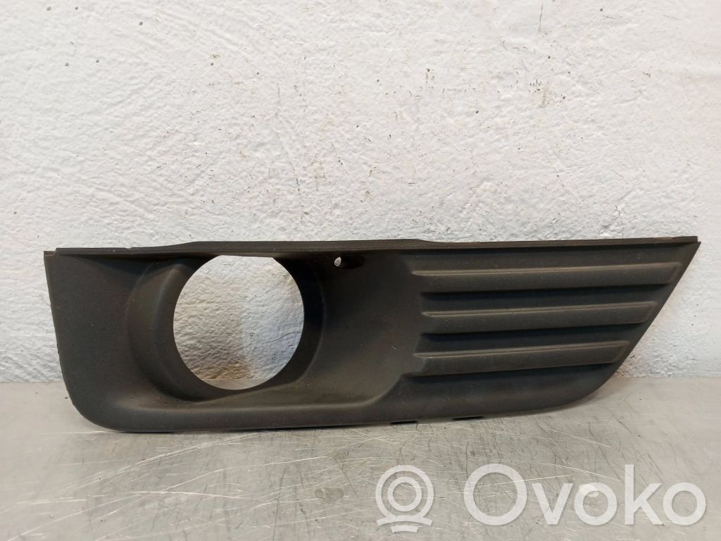Ford Focus Front fog light trim/grill 