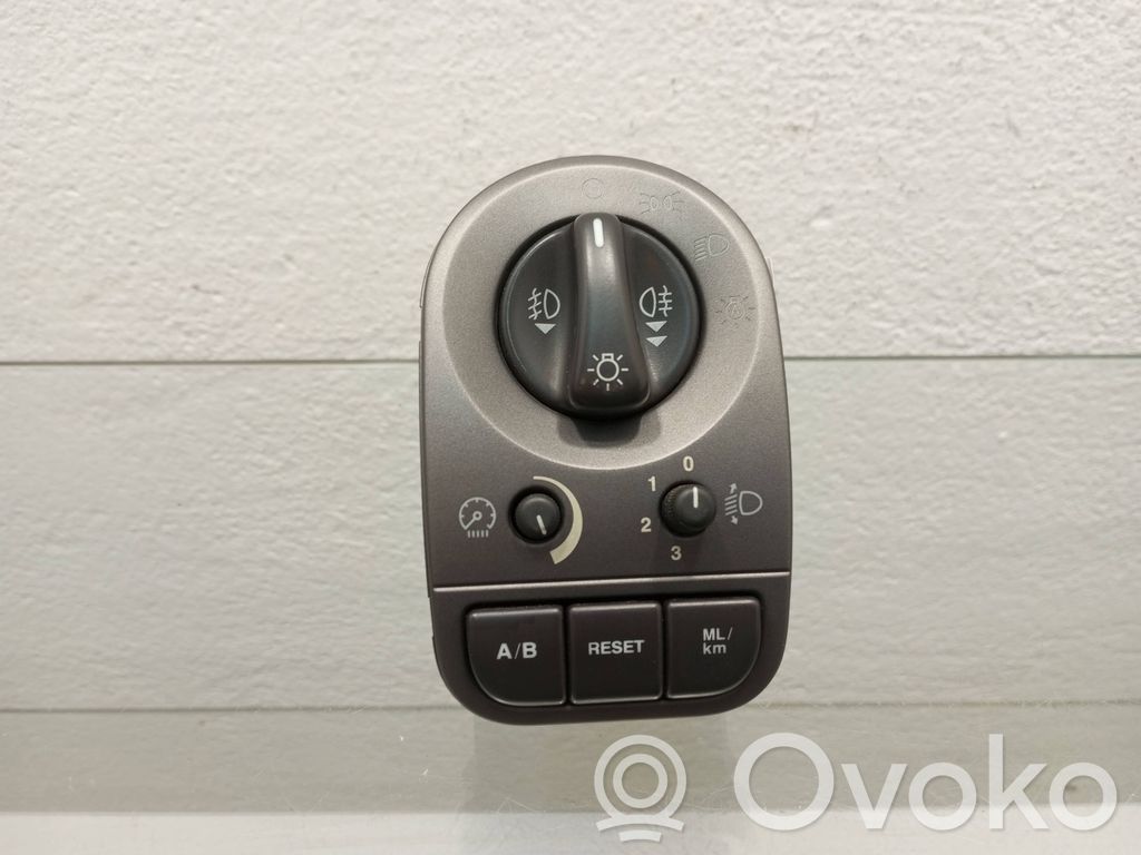 Jaguar X-Type Light switch 