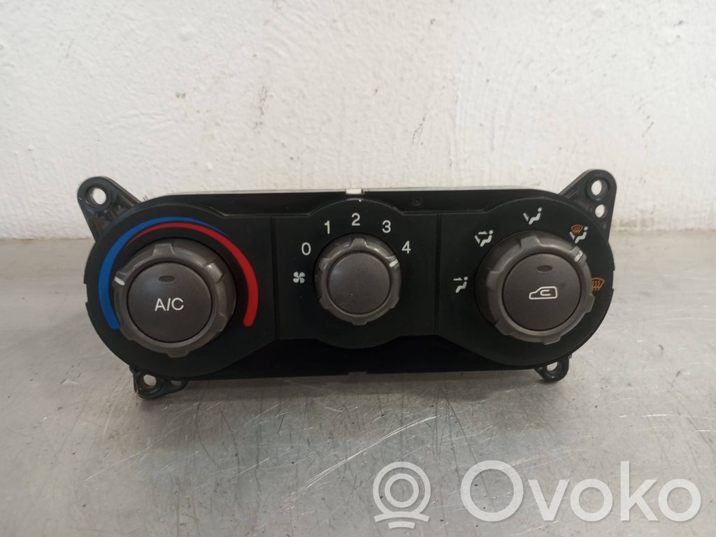 Hyundai Matrix Climate control unit 