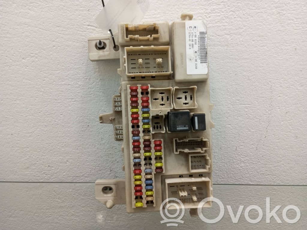 Ford Focus Fuse module 