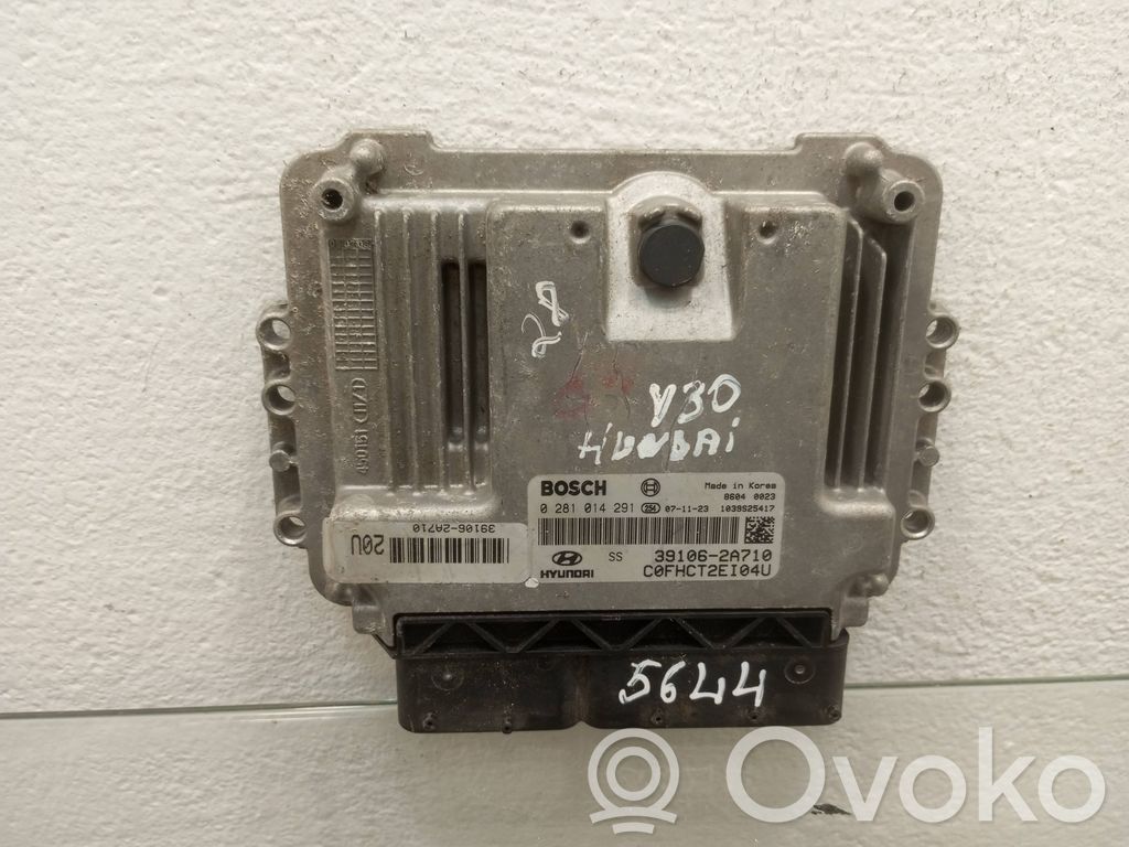 Hyundai i30 Engine control unit/module 