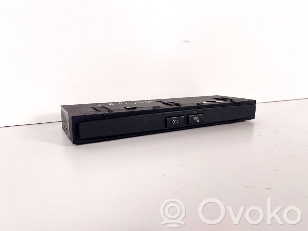 Parking (PDC) sensor switch   6985748,13580660,636246,61316933529,61316948128,61316953069,61316979396,6933529,6948128,6953069,6979396