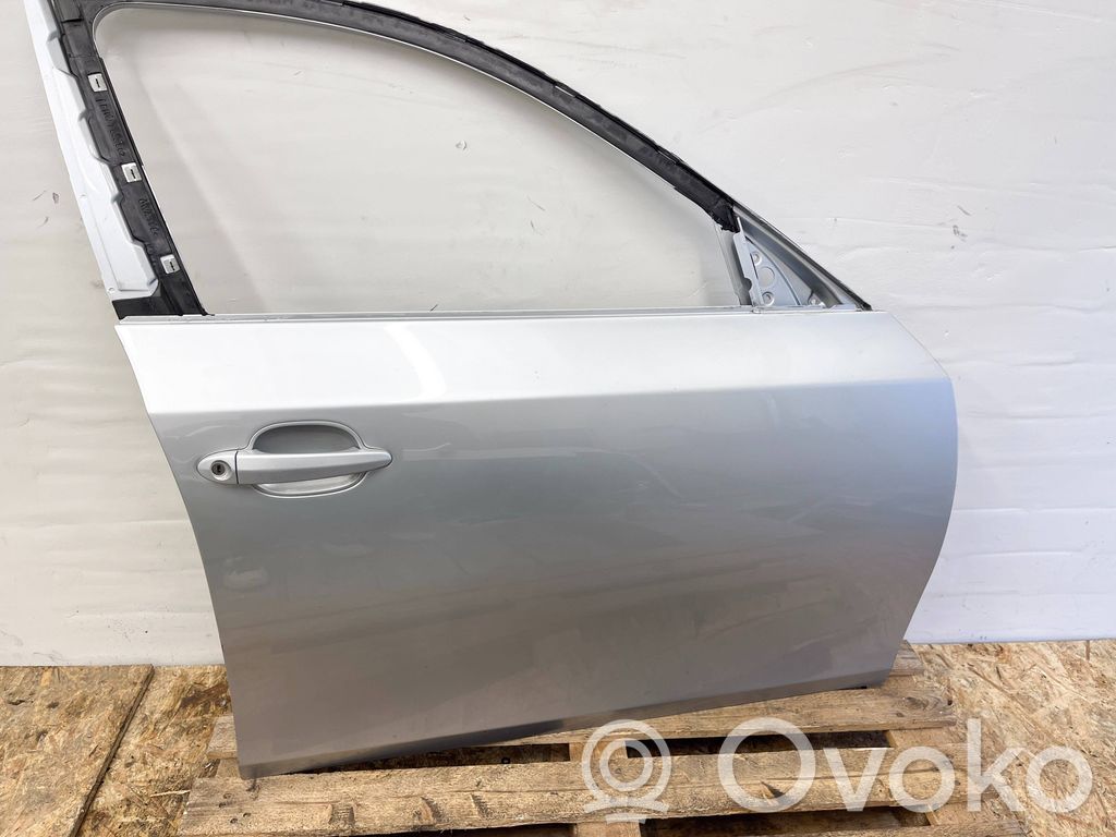 BMW 5 E60 E61 Priekinės durys 