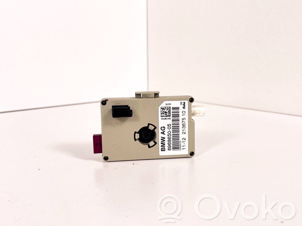 BMW 3 E92 E93 Antenos stiprintuvas 
