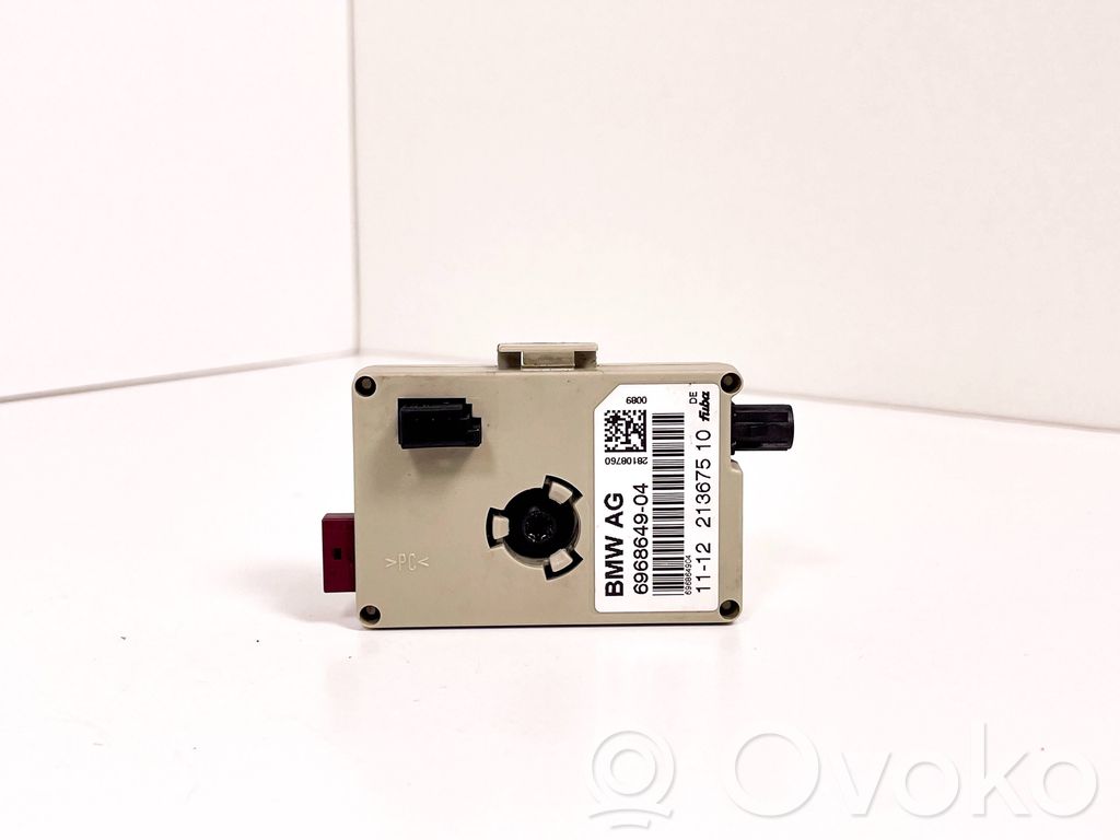 Amplificateur d'antenne   6968649,696864904,65206968649
