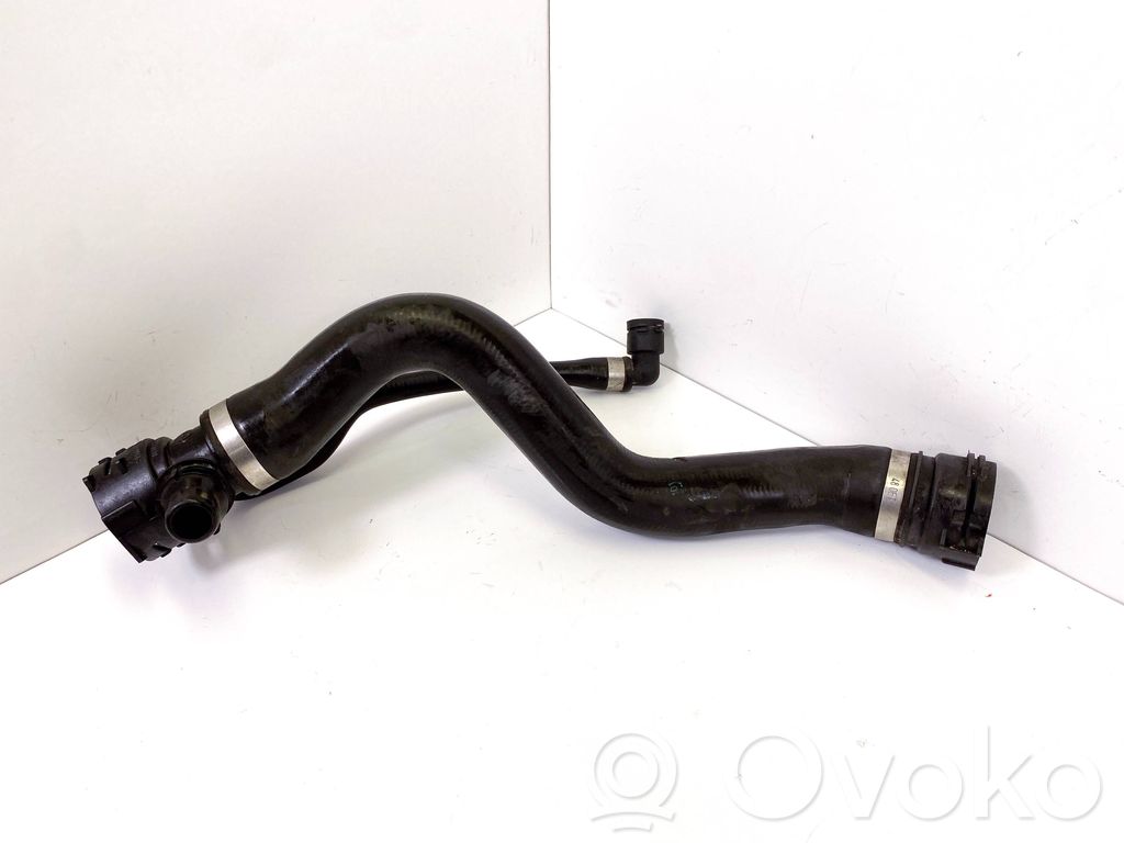 BMW 3 E90 E91 Engine coolant pipe/hose 