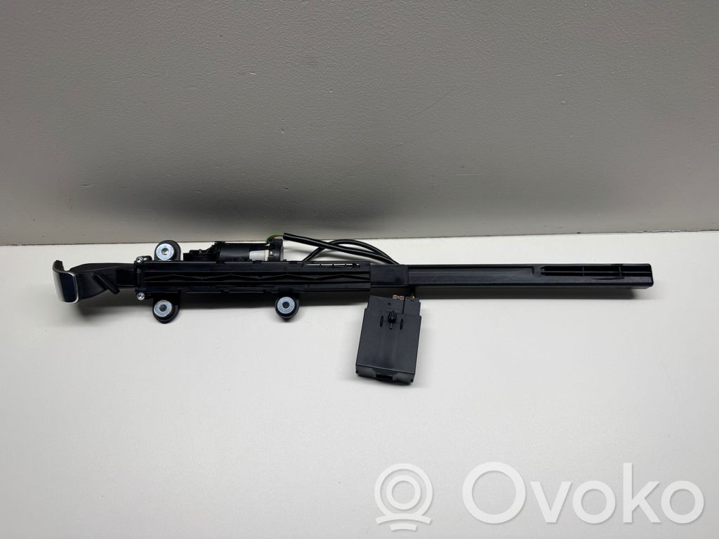 BMW 3 E92 E93 Seat belt adjustment motor 
