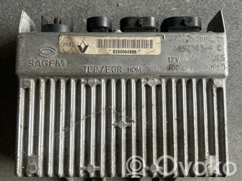 Renault Master II Engine control unit/module 