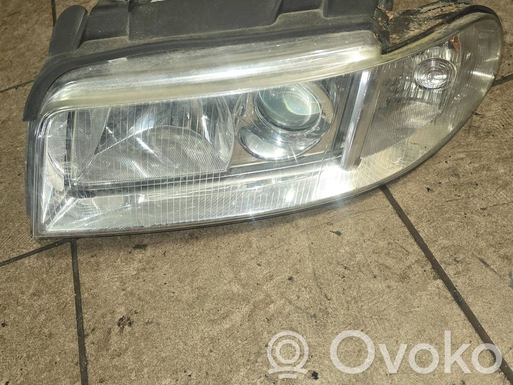 Audi A4 S4 B6 8E 8H Scheinwerfer 