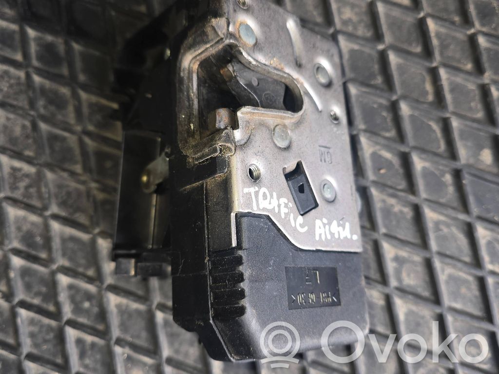 Renault Trafic II (X83) Cerradura de puerta trasera 