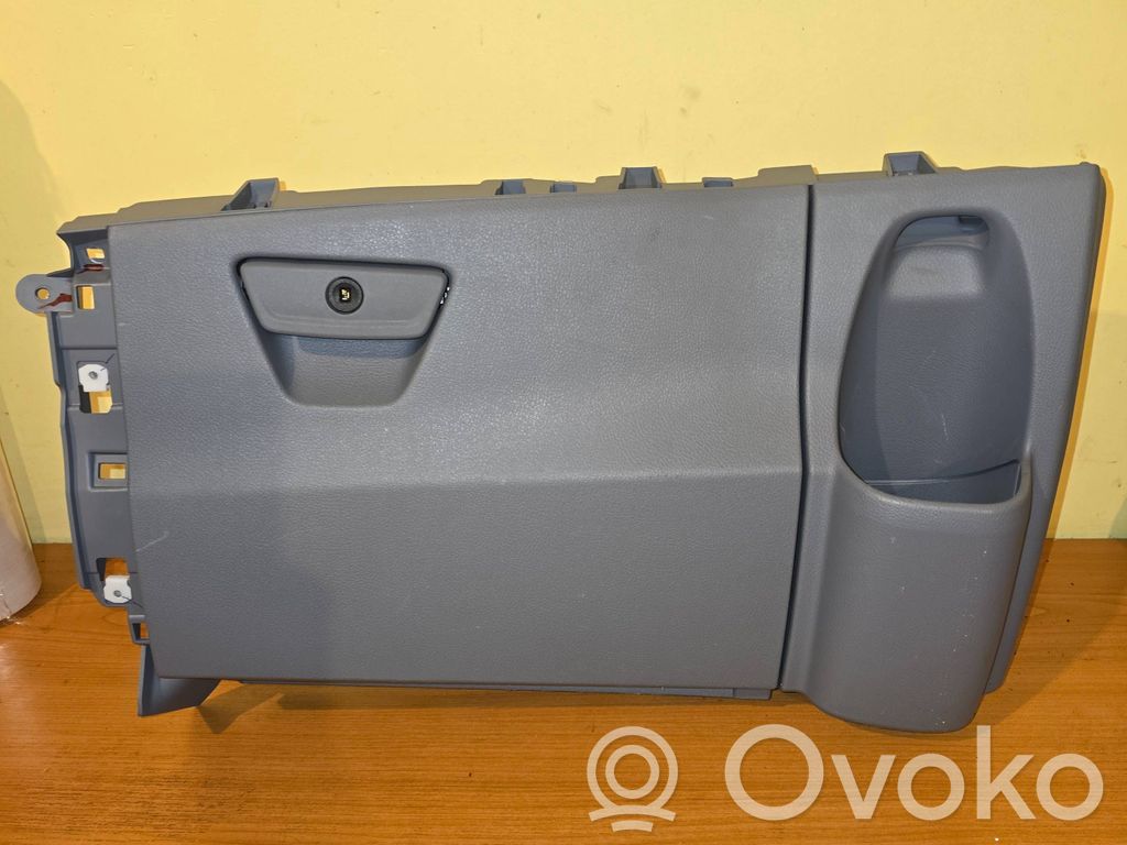 Ford Transit Custom Daiktadėžė 