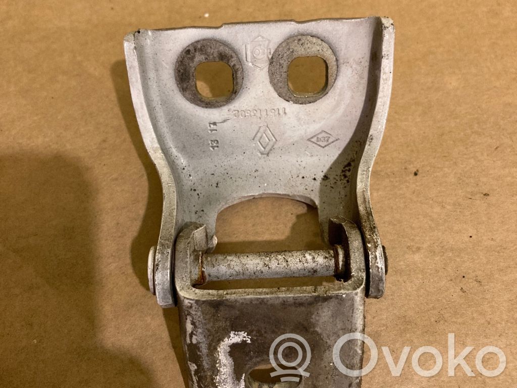 Renault Kangoo II Front door upper hinge 